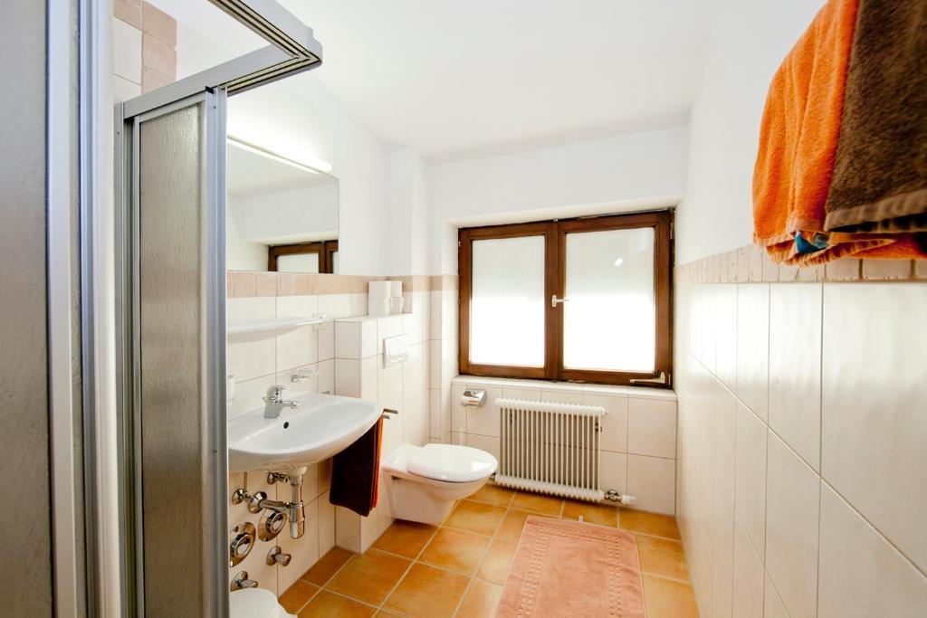 הופגרטן אים בריקסנטל Appartements Strobl חדר תמונה